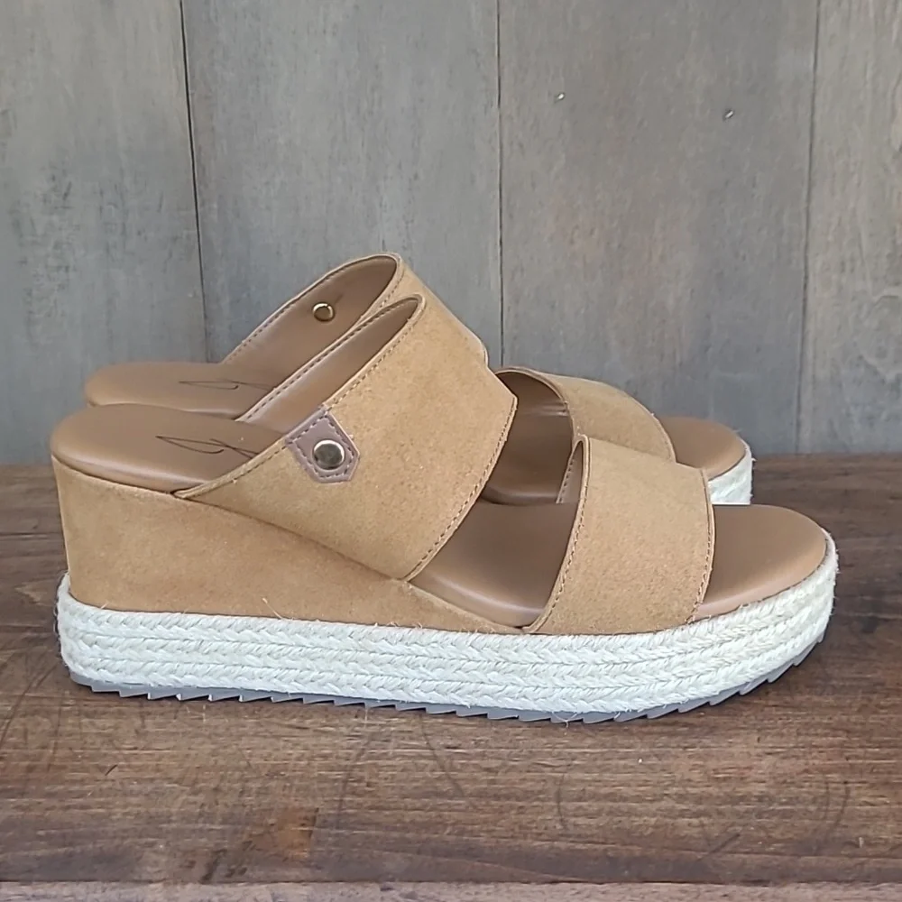EUC Joie Sandals Women's sz 9 Two Band Suede Espadrille Wedge Slip On Sandal